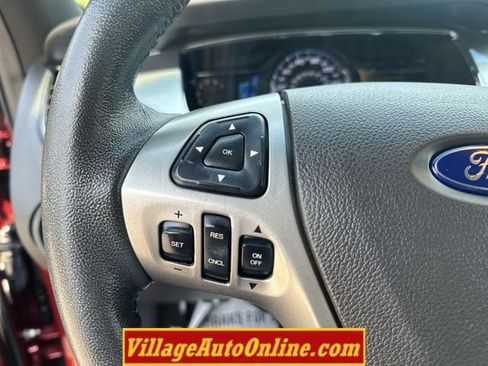 Used 2018 Ford Taurus SEL w/ Equipment Group 201A FWD image 24