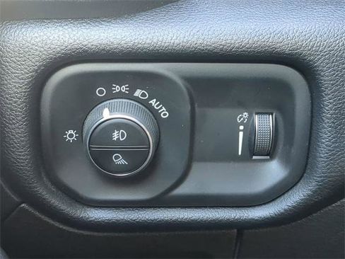 Certified 2021 RAM 1500 Big Horn image 27