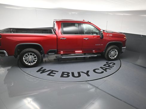 Certified 2025 Chevrolet Silverado 2500 LTZ w/ LTZ Premium Package image 33