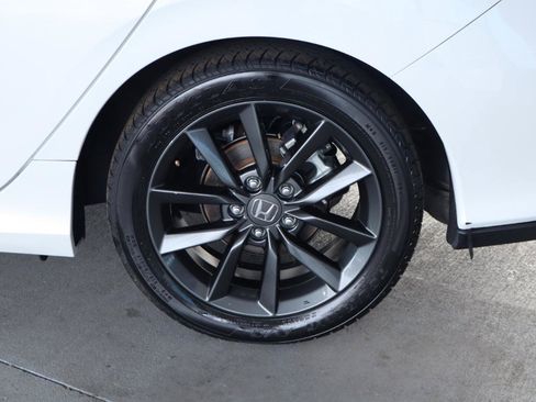 Used 2020 Honda Civic EX image 11