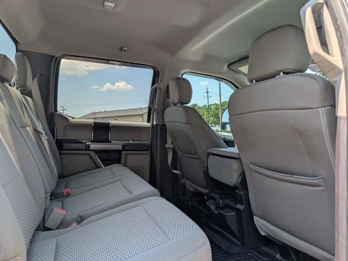 Used 2019 Ford F250 XLT w/ Snow Plow Prep Package AWD/4WD image 20
