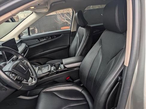 Certified 2023 Lincoln Nautilus AWD w/ Premium Package image 27