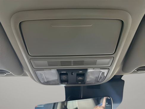 Used 2022 Honda Pilot Special Edition image 16
