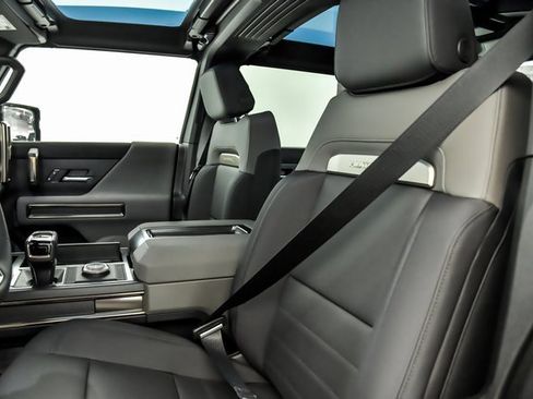 New 2025 GMC Hummer EV 3X image 9