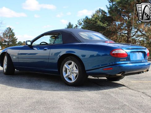 Used 1998 Jaguar XK8 Convertible image 14