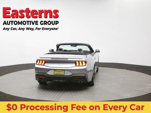 Used 2025 Ford Mustang Premium RWD image 35