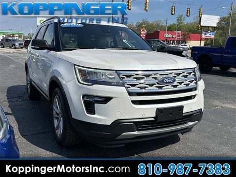Used 2019 Ford Explorer XLT w/ Equipment Group 202A AWD/4WD image 1