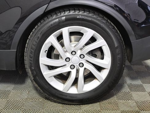Used 2017 Land Rover Discovery HSE image 20
