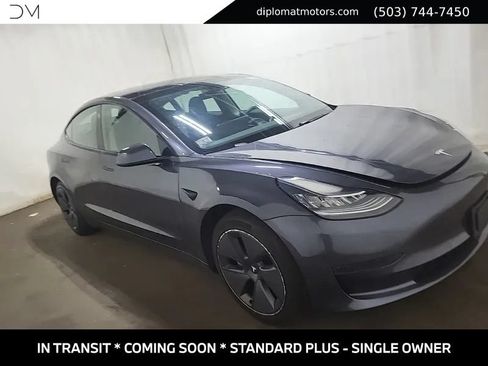 Used 2021 Tesla Model 3 Standard Range Plus RWD image 3