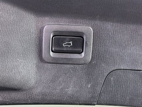 Used 2017 MAZDA CX-9 Grand Touring image 32