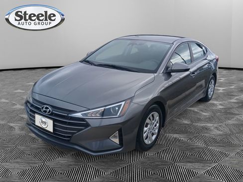 Used 2020 Hyundai Elantra SE w/ Cargo Package (C1) image 1