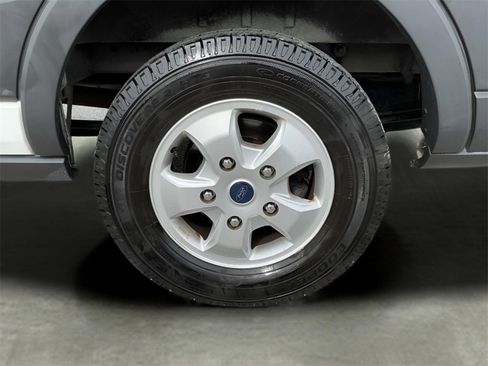 Used 2018 Ford Transit 350 XLT image 22