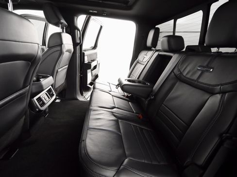 Used 2025 Ford F250 Platinum image 30