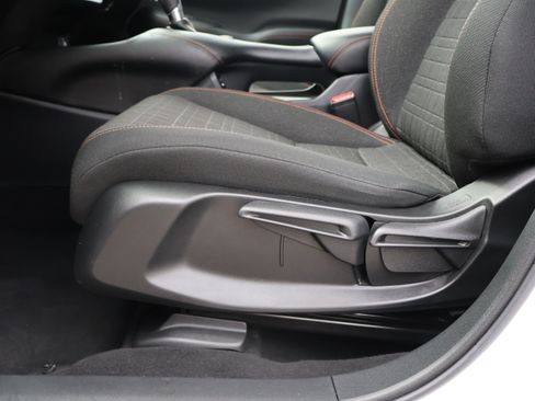 Used 2024 Honda HR-V Sport image 16