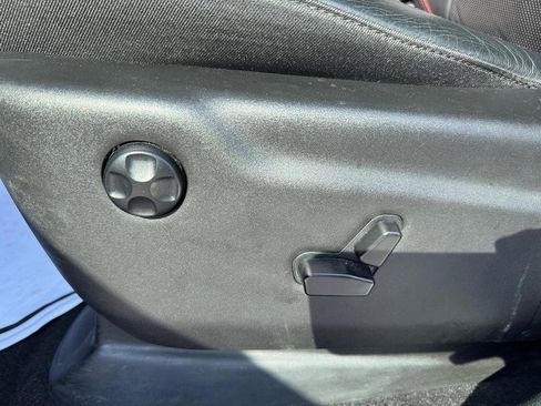 Used 2024 Dodge Durango GT image 18