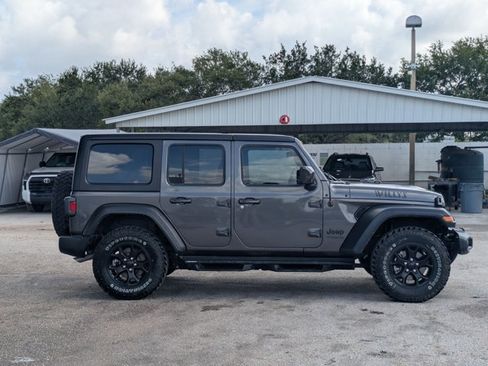 Used 2021 Jeep Wrangler Unlimited Sport AWD/4WD image 4