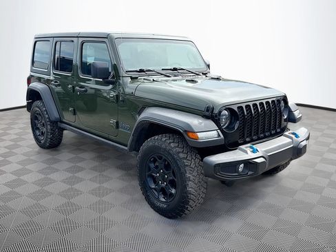 Used 2023 Jeep Wrangler Unlimited w/ Cold Weather Group AWD/4WD image 4