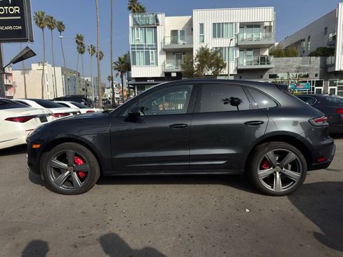 Used 2022 Porsche Macan S image 11