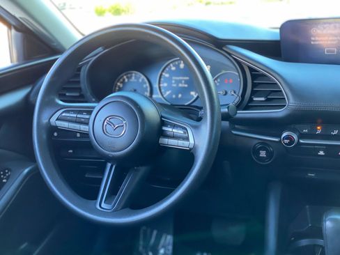 Used 2020 MAZDA MAZDA3 Sedan FWD image 7