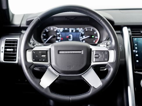 Used 2023 Land Rover Discovery S R-Dynamic image 10