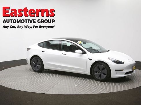 Used 2023 Tesla Model 3 Standard Range image 44