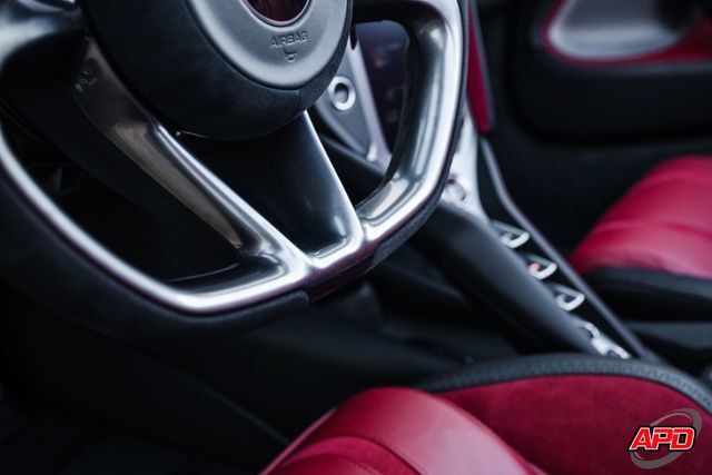Used 2024 McLaren 750S Spider RWD image 26