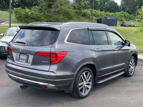 Used 2016 Honda Pilot Touring image 3