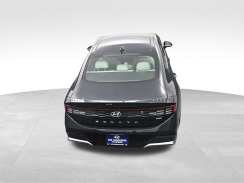 New 2026 Hyundai Sonata Limited FWD image 29