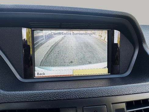 Used 2011 Mercedes-Benz E 350 Cabriolet image 24