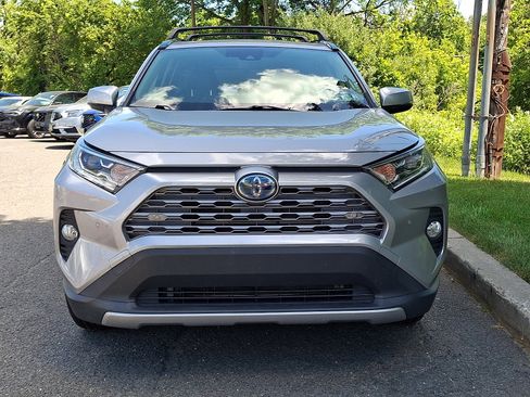 Used 2019 Toyota RAV4 Limited w/ Carpet Mat Package AWD/4WD image 2