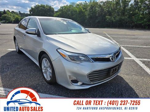 Used 2013 Toyota Avalon XLE Premium FWD image 7