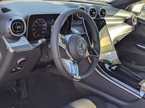 New 2026 Mercedes-Benz GLC 300 image 3