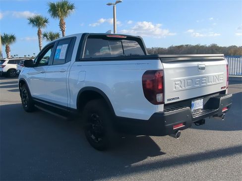 Certified 2025 Honda Ridgeline TrailSport+ image 6