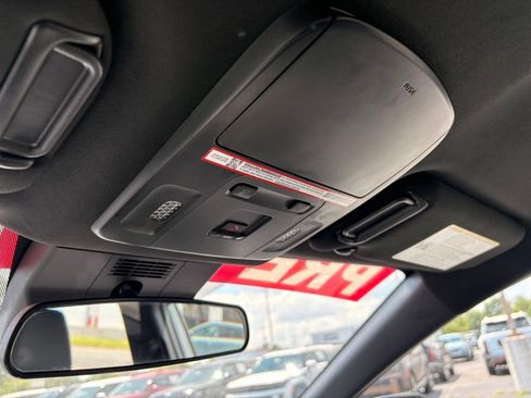 Used 2025 Toyota Camry SE FWD image 20