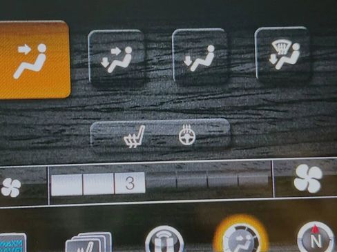 Used 2017 Jeep Cherokee Limited AWD/4WD image 21