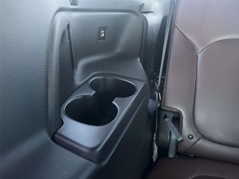 Used 2023 Honda Pilot Elite image 32