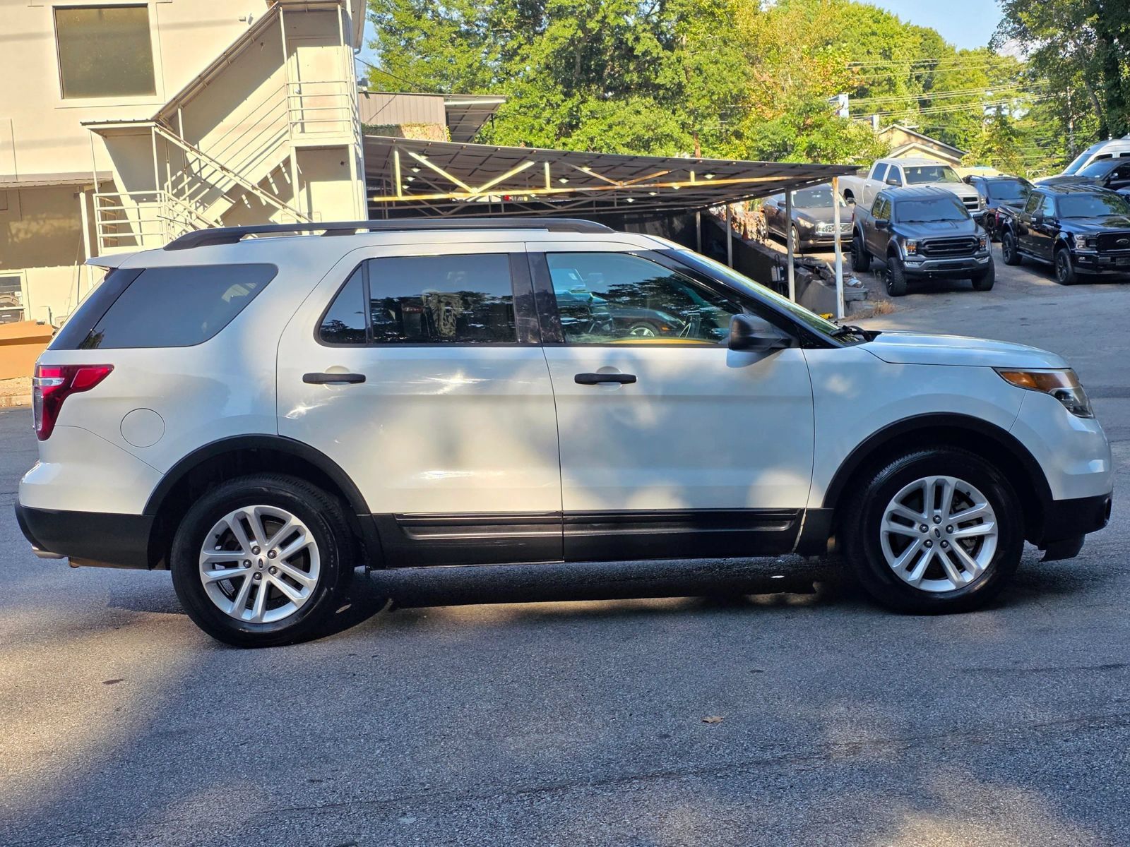 Used 2015 Ford Explorer 4WD image 8