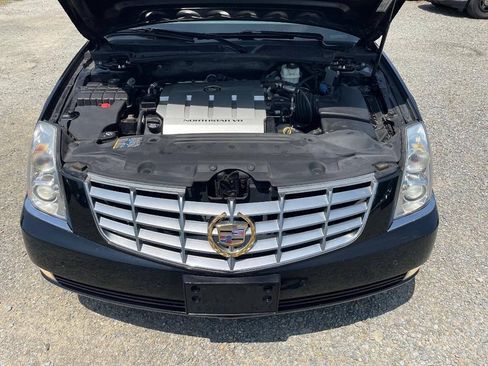 Used 2008 Cadillac DTS FWD image 22
