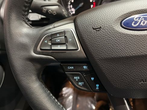 Used 2019 Ford Escape SEL image 22