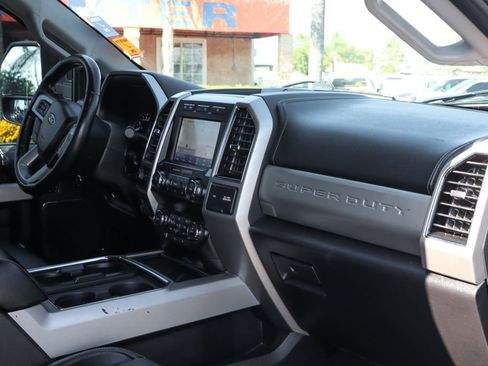 Used 2021 Ford F350 Lariat image 53