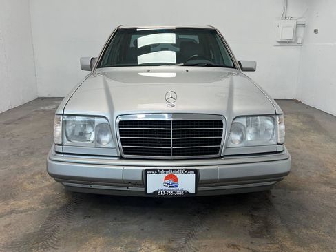 Used 1995 Mercedes-Benz E 320 Sedan image 2