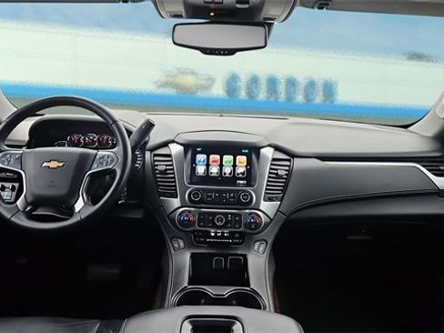 Used 2015 Chevrolet Tahoe LT image 15