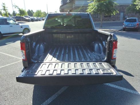 Used 2022 RAM 1500 Big Horn AWD/4WD image 16