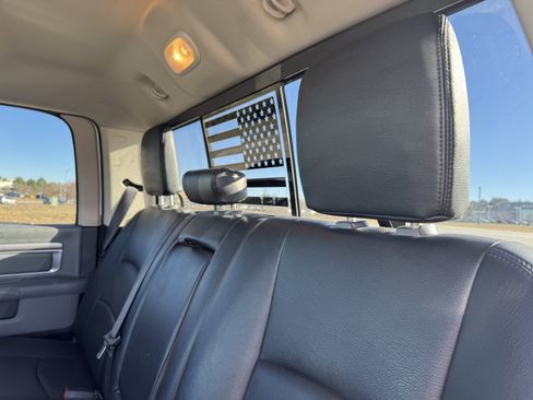 Used 2017 RAM 1500 Classic SLT w/ Luxury Group image 15