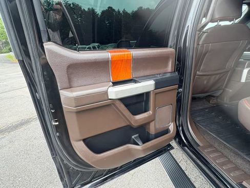 Used 2016 Ford F150 King Ranch w/ Equipment Group 601A Luxury AWD/4WD image 15