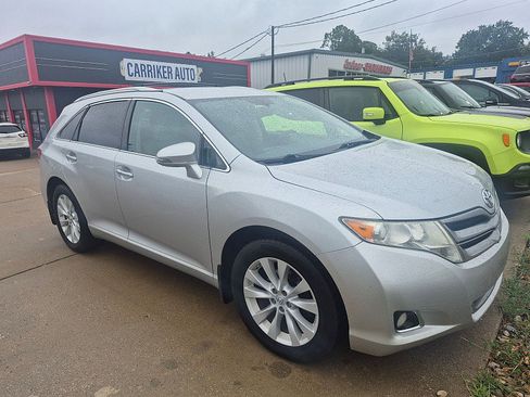 Used 2014 Toyota Venza XLE AWD/4WD image 5