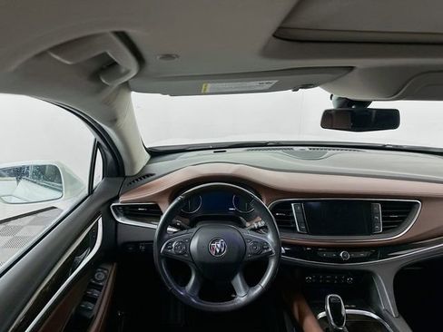 Used 2020 Buick Enclave Avenir w/ Avenir Technology Package image 24