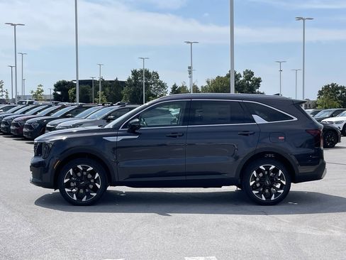 New 2026 Kia Sorento EX image 4