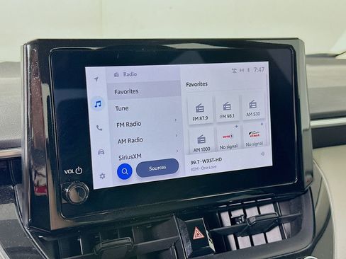 Used 2023 Toyota Corolla LE FWD image 28