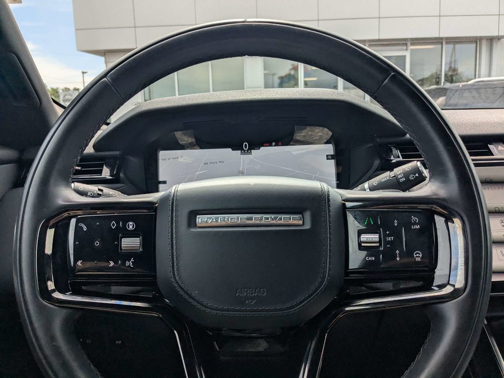 Used 2025 Land Rover Range Rover Velar Dynamic SE AWD/4WD image 23
